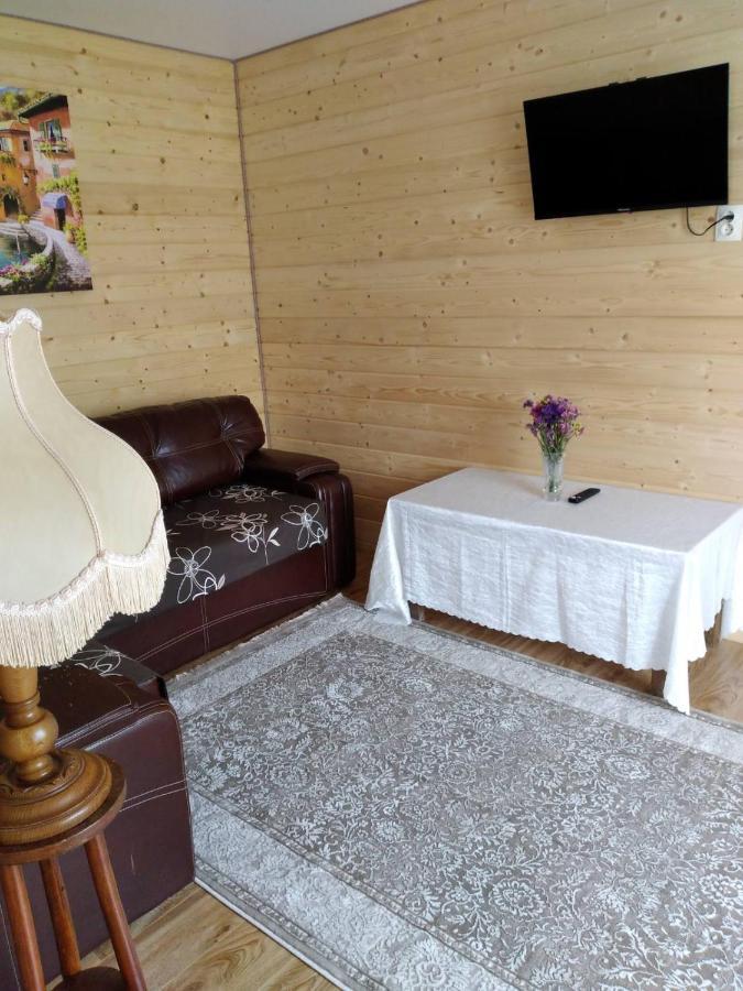 Апартаменти В Самому Центрі Почаева Exteriör bild